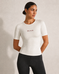 MILAJA Short Sleeve Training Top med vinröd logga