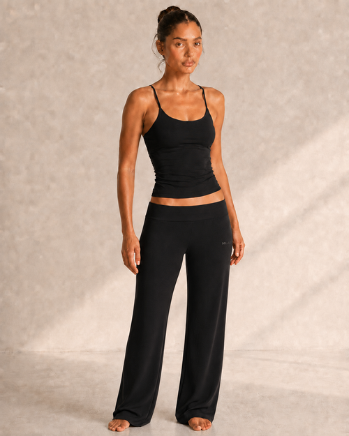 MILAJA Low-Rise Yoga Pant in Black